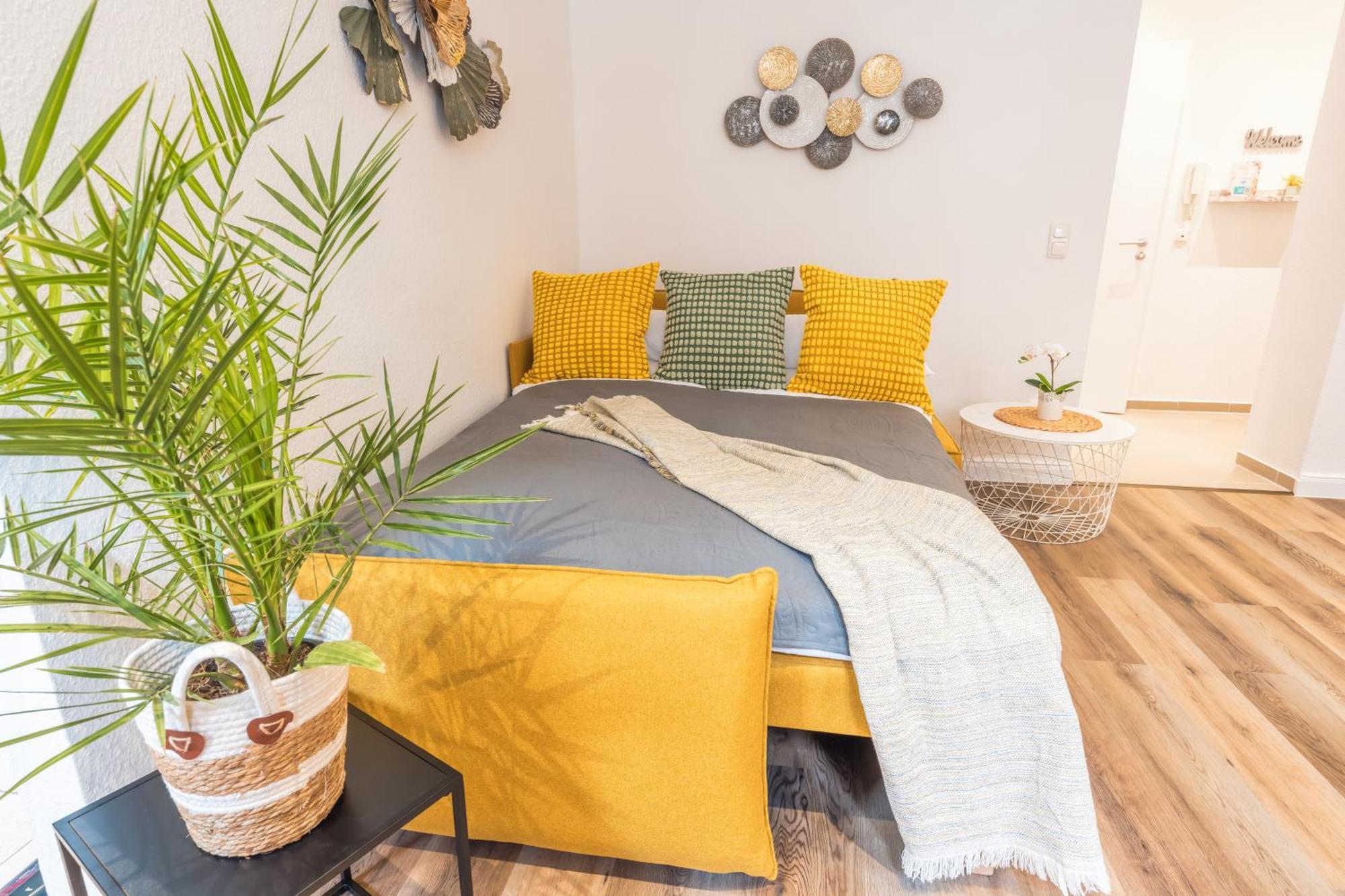 Stylisch - Ruhig - Gemuetlich - Zentral - Einladend Apartment Крефелд Екстериор снимка