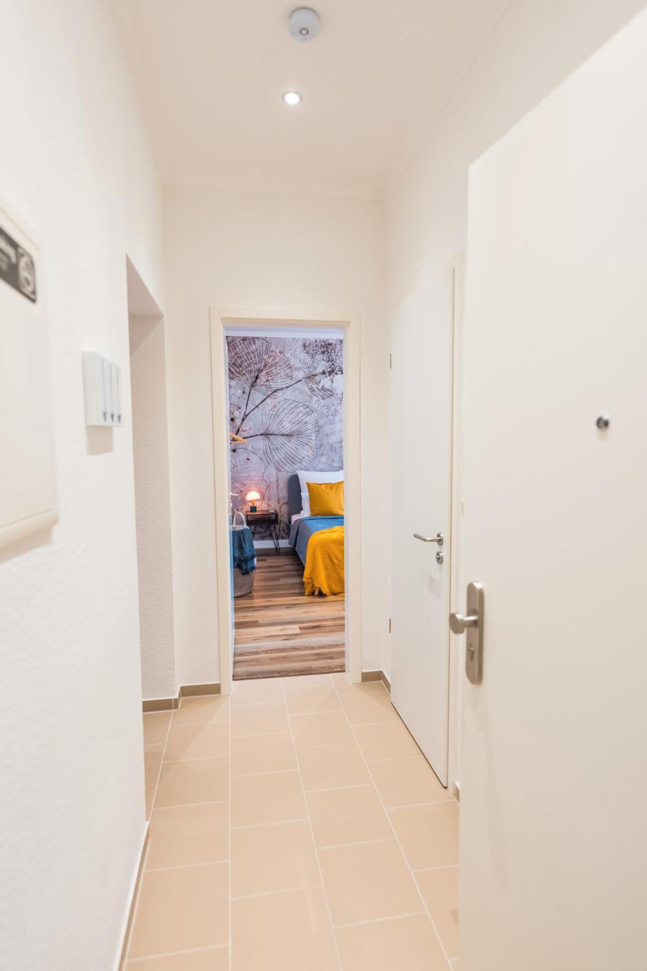 Stylisch - Ruhig - Gemuetlich - Zentral - Einladend Apartment Крефелд Екстериор снимка